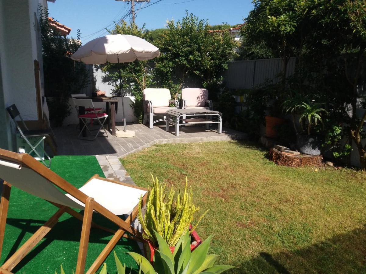 Traditional Villa In S Pedro , Estoril Alapraia エクステリア 写真