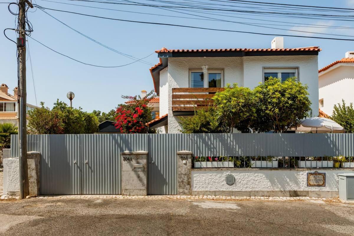 Traditional Villa In S Pedro , Estoril Alapraia エクステリア 写真